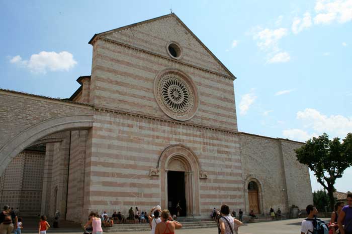 Basilica di Santa Chiara, Assisi, Perugia