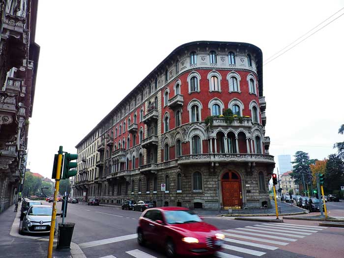 Via Lorenzo Mascheroni, Milano, Italia